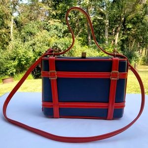 Rare!! Vintage Leather-like box purse